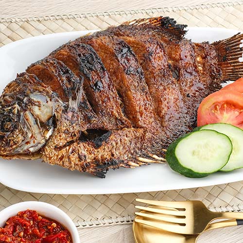 whole-fishserved-with-fries-rice-or-tandoori-700g